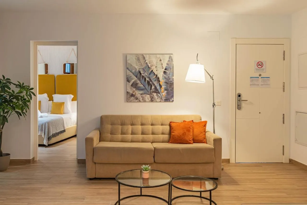 Feelathome Martires Apartments Malaga Spain